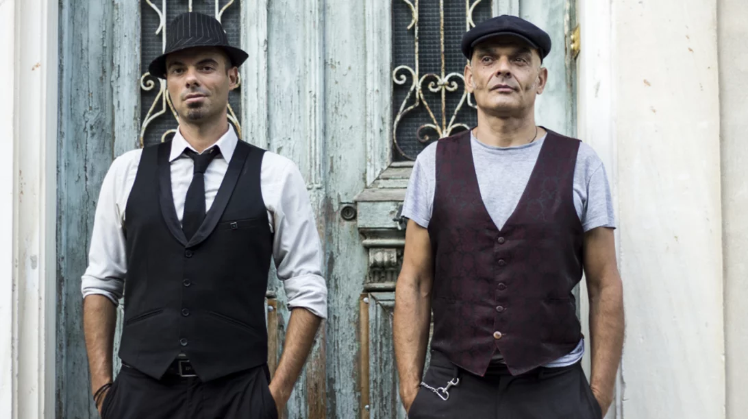 Οι Opera Chaotique φτιάχνουν ένα ερωτικό ποιητικό βαριετέ με το νέο τους δίσκο